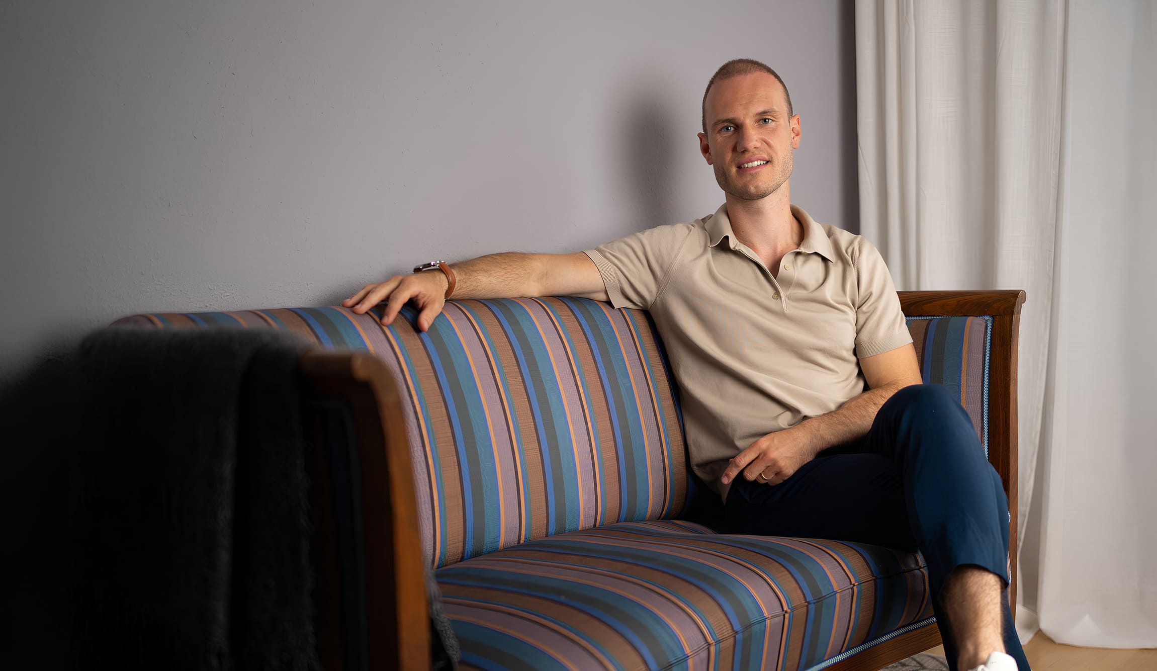 Ulrik Böhmer in den Praxisräumen